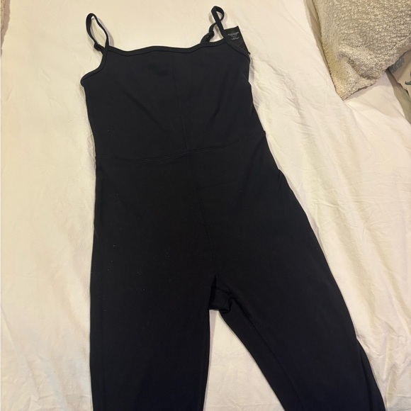Aritzia Wilfred Free Black Divinity Kick Flare Jumpsuit - Picture 14 of 16